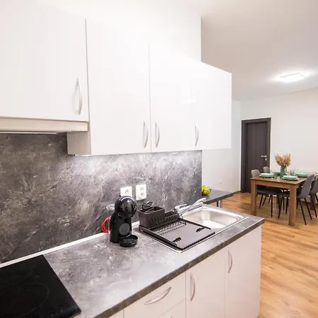 Galeria Apartment *