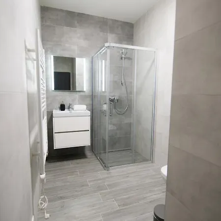 Galeria Apartment *